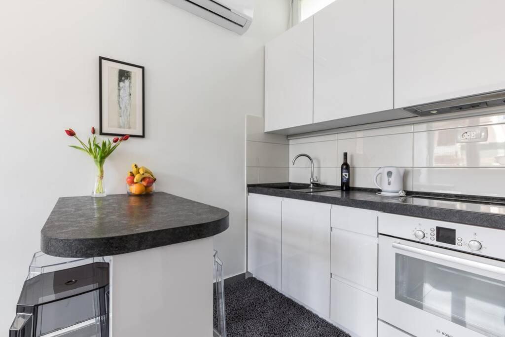 Banana Split Youth Apartment Zewnętrze zdjęcie